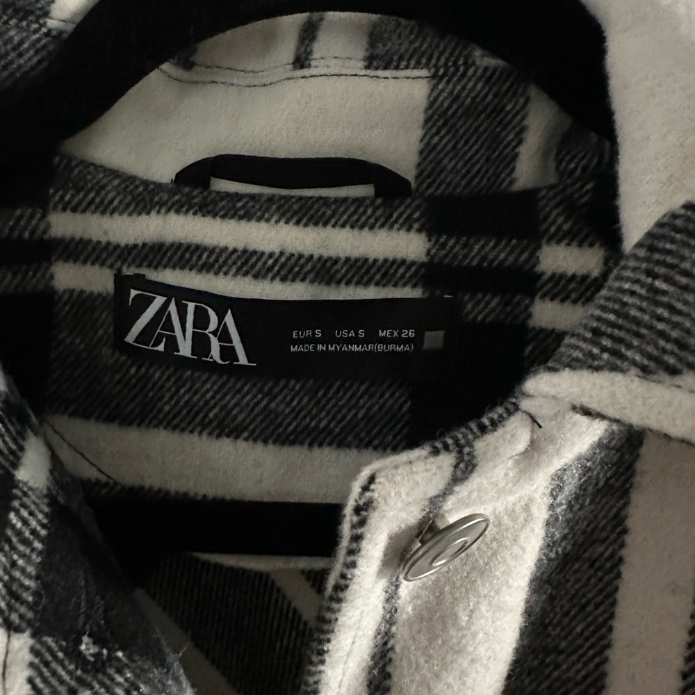 Zara Shacket - Picture 3 of 4